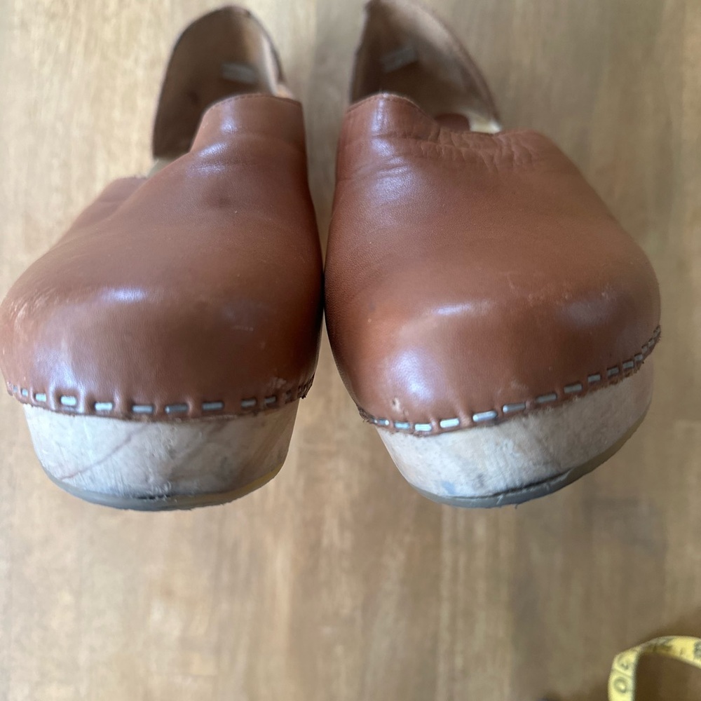 Free People Women's Tan Leather Clog Heels - Classic Comfort - Picture 3 of 10